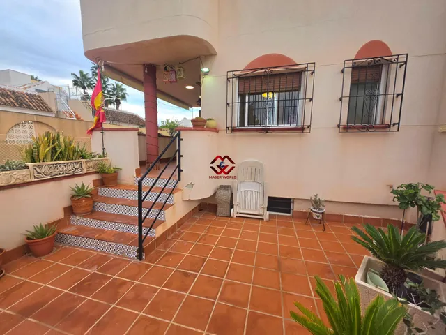Piso planta baja con dos terrazas, piscina comunitaria y parking en Los Narejos — 26