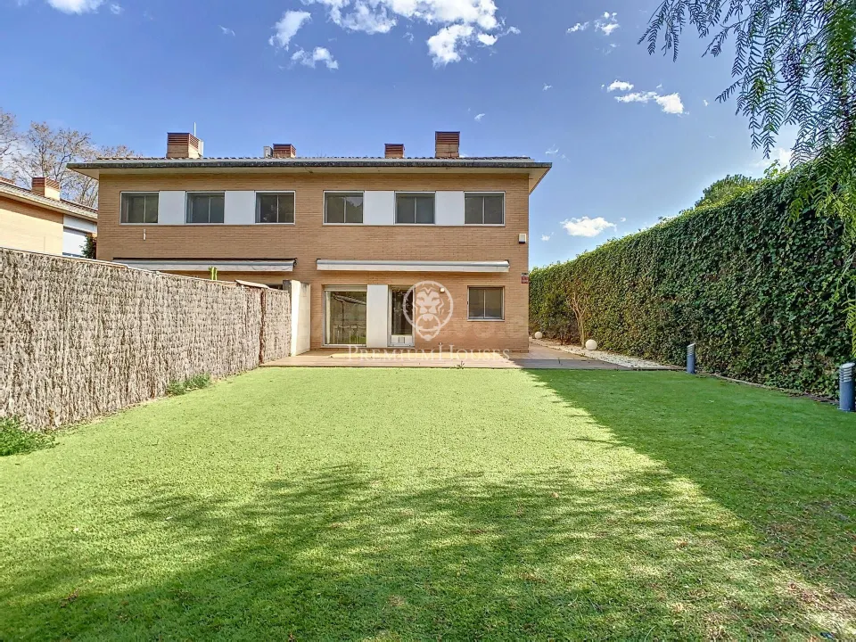 Adosado en venta en Arenys de Munt (Can Jalpi)