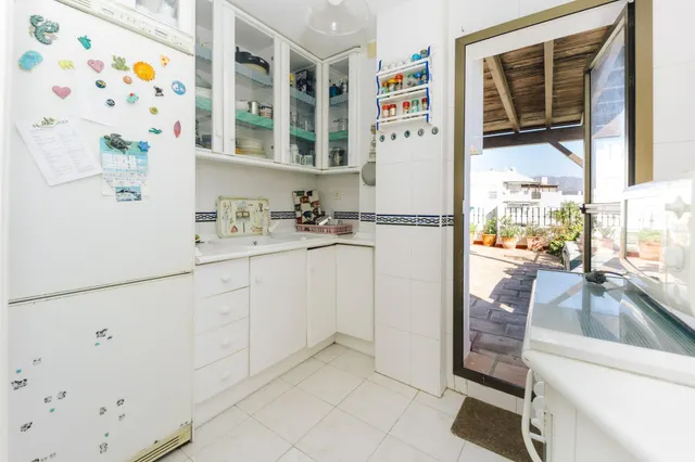 FANTASTICO PISO CON TERRAZA JUNTO AL MAR — 18