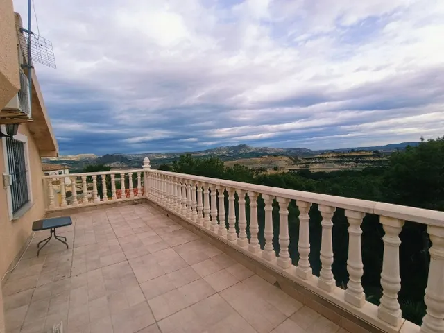 Villa 4 habitaciones 134m² en venta - Cañadas de San Pedro — 41