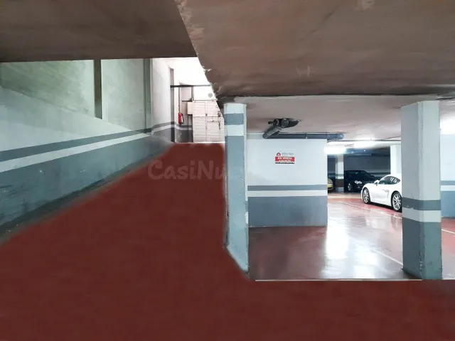 Plaza de parking en la Riera de Mataró — 2
