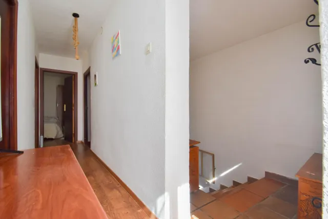 ¿ Quieres un Chalet para reformar a tu gusto y sacarle rentabilidad desde el primer día ?  Este es el tuyo — 36