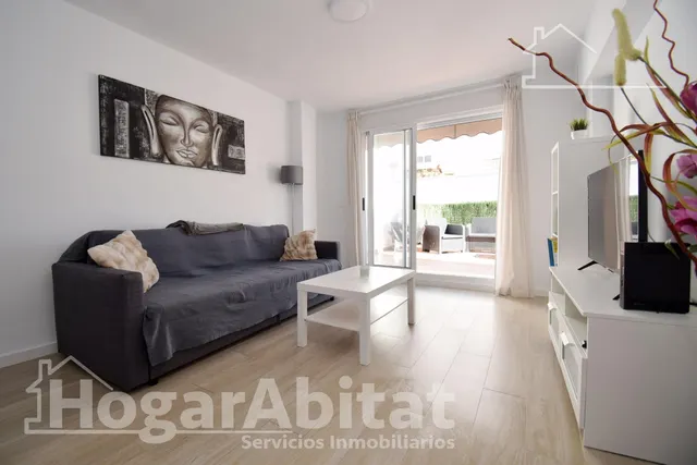 PRECIOSO ÁTICO REFORMADO Y TOTALMENTE EXTERIOR Y CON VISTAS AL PUERTO — 37