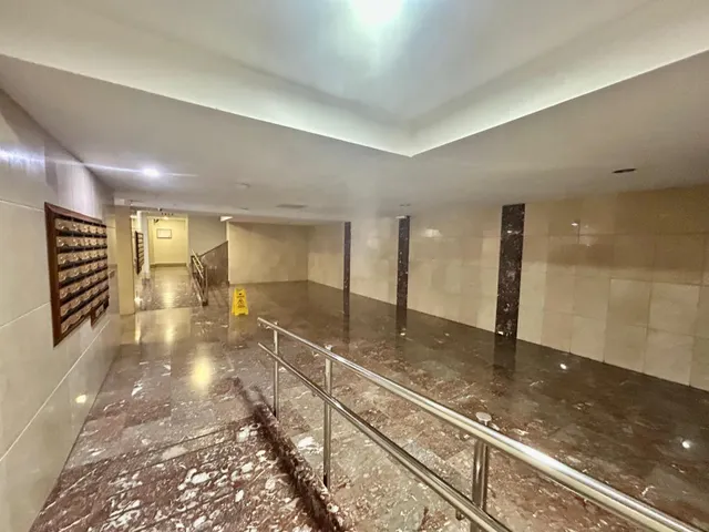 Piso amplio y luminoso con 3 habitaciones y grandes balcones en San Juan — 27
