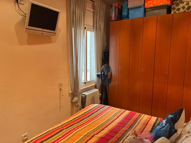 Piso de 3 habitaciones con balcón y ascensor en Horta-Guinardó — 13