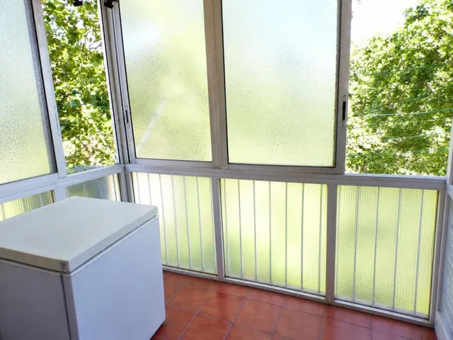 Piso en venta en Via Favència, Barcelona – Nou Barris — 9