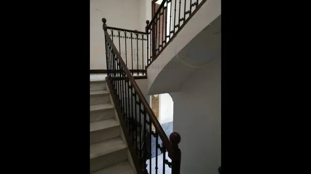 SE VENDE CASA ANTIGUA CON TERRENO DE 3 PLANTAS EN BERJA — 7