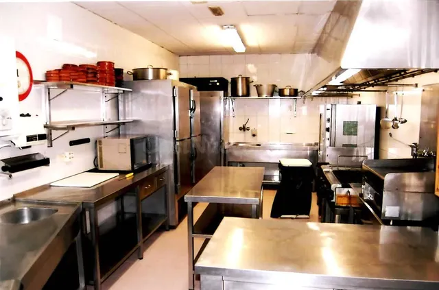 LOCAL A LA VENTA CON RENDIMIENTO DE INQUILINOS - foto 5