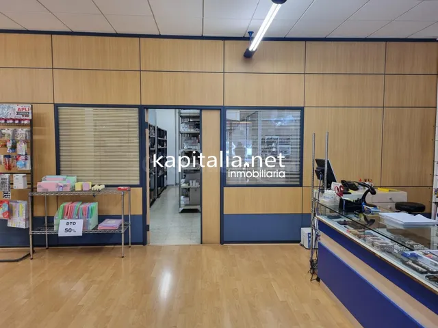 Local comercial en alquiler en Ontinyent - foto 3