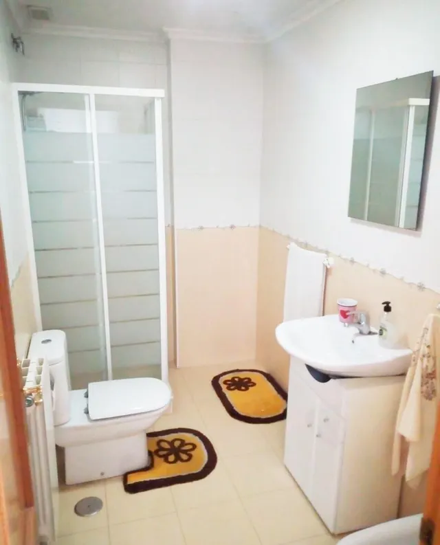 Urbis te ofrece un espectacular chalet adosado en venta en la urbanización Peñasolana 2, Carrascal de Barregas, Salamanca. — 17