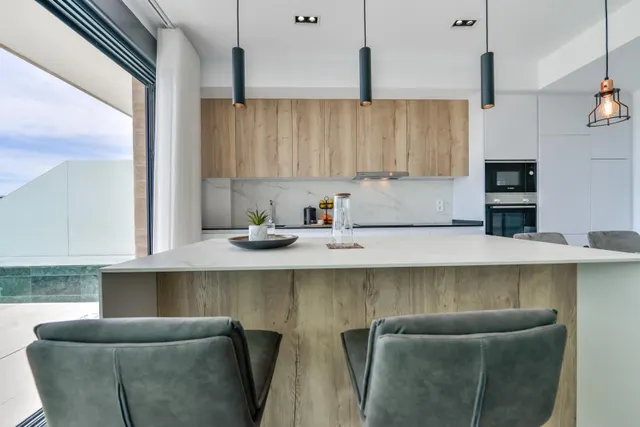 FABULOSO ÁTICO EN RESIDENCIAL DE LUJO CON VISTAS AL MAR EN FINESTRAT. — 18