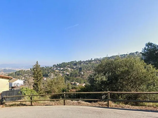 Terreno a la venta en Castellví de Rosanes — 10