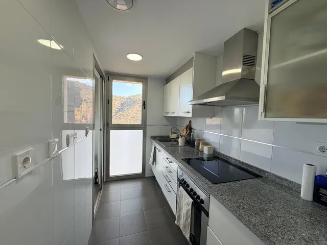 Precioso apartamento de 2 dormitorios, con vistas panorámicas, garaje y trastero www.inmobiliarialesdunes.com — 21