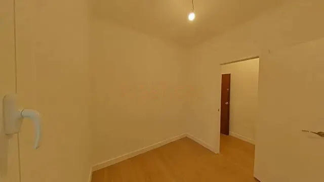 Se vende piso Exterior en La Nova Esquerra de l'Eixample, Barcelona — 26