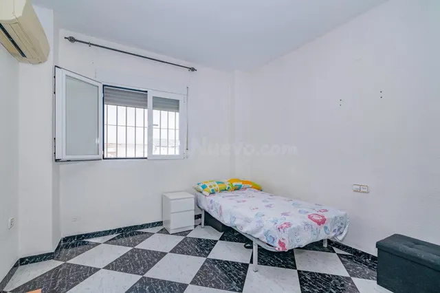 Elegante Piso en la Exclusiva Zona Iliberis de Atarfe — 24