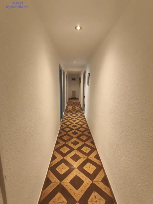 Amplio y luminoso piso en venta en Piqueras, Logroño - €195,000 — 6