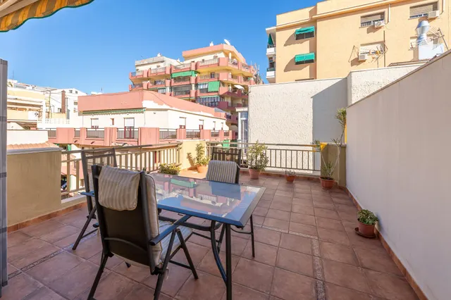 Piso con gran terraza de 29 m2 en segunda línea de playa – Fuengirola — 8