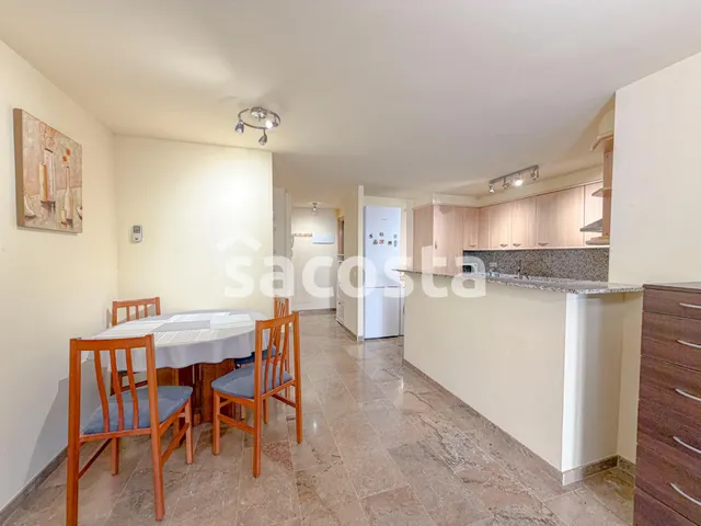 Tu hogar en fenals, a 450 metros del mar y con parking incluido — 23