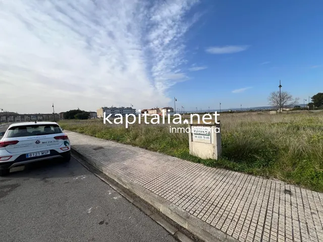 SOLAR URBANO RESIDENCIAL A LA VENTA EN LA POBLA LLARGA — 6