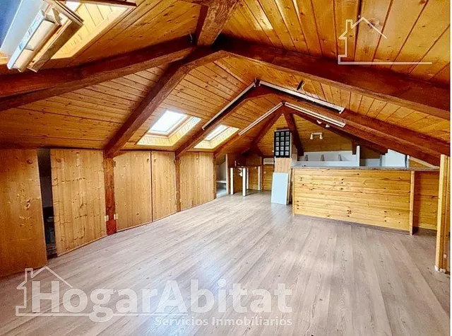 ¡PRECIOSO CHALET! AMPLIO Y REFORMADO CON PISCINA PRIVADA, GARAJE Y PARCELA — 34