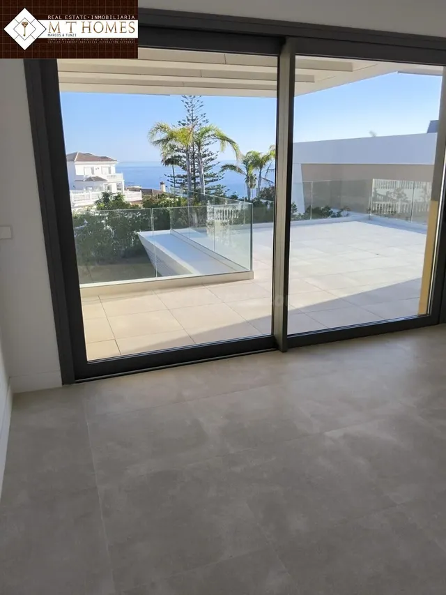 CASA PAREADA PARA ENTRAR A VIVIR - VISTAS PANORÁMICAS AL MAR - foto 5