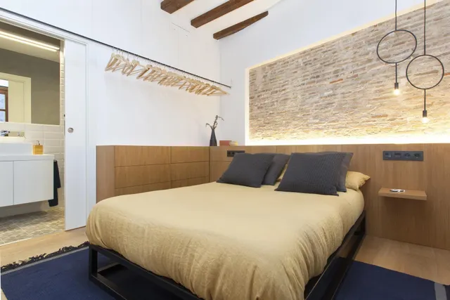 Piso en venta calle Banys Nous — 15
