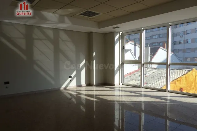 OFICINA EN PLENO CORAZÓN DE OURENSE