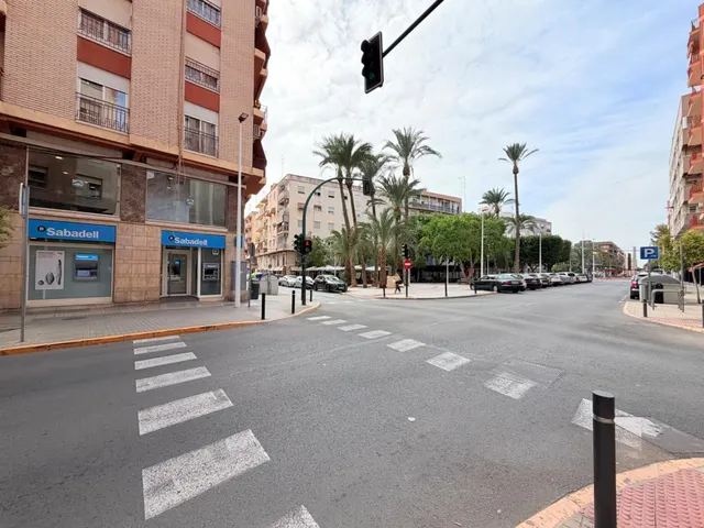 Ático con terraza privativa listo para entrar a vivir, zona  el pla antonio machado — 43