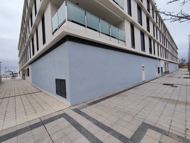 LOCAL EN ALQUILER EN ZONA DEL PERAL (VALLADOLID) — 5