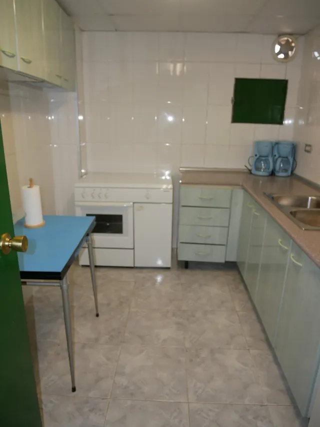 Se venden naves con parcela de 2.868 m2 en Senda De los Garres — 35