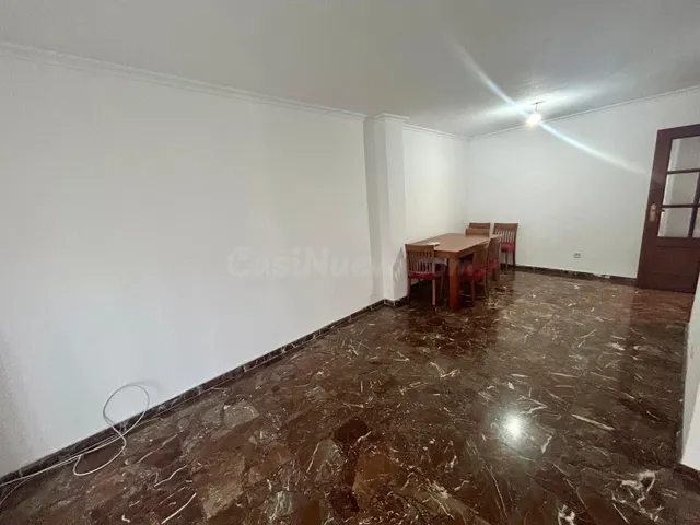 VIVIENDA EN ALQUILER...ZONA ARRANCAPINS-JUAN LLORENS - foto 4