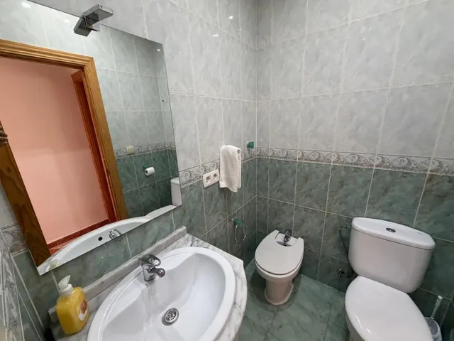 Piso perfectamente conectado en calle Héroe de Sostoa — 21