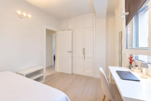 Piso reformado de 113 m2 en pleno centro de Murcia con 4 dormitorios y 2 baños — 18