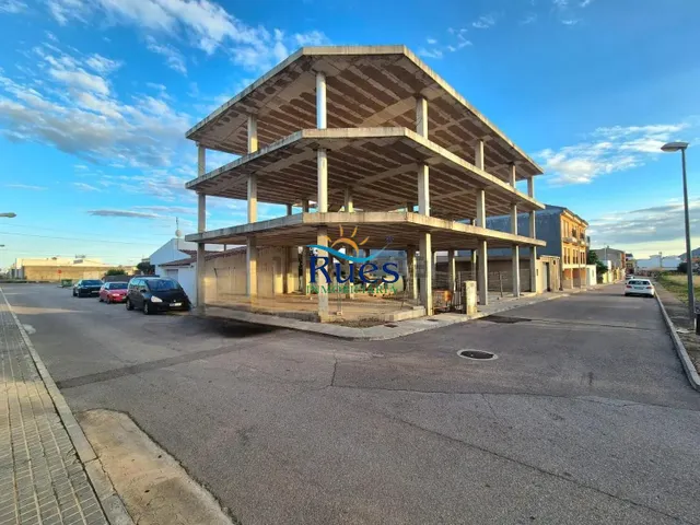 Edificio en construcción en Ribera de Cabanes — 6