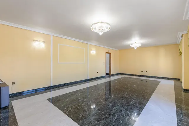 Oportunidad villa de lujo con mas de 500m2 de vivienda — 9