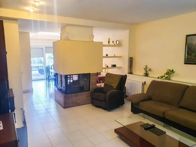 Casa a la venta en El Papiol con espectaculares vistas despejadas — 10