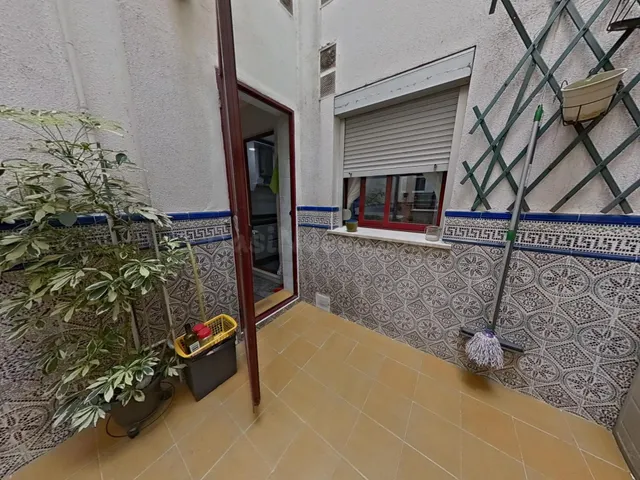 ESPECTACULAR VIVIENDA DE CINCO DORMITORIOS, CON GARAJE EN VI - foto 5