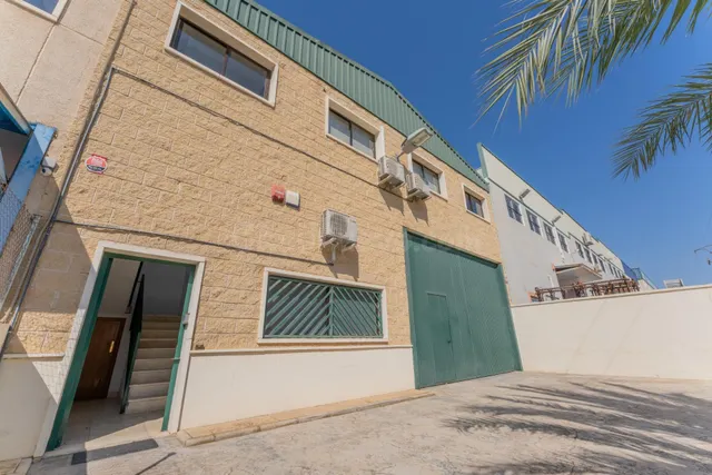 VENTA DE NAVE EN POLIGONO INDUSTRIAL. TOTALMENTE EQUIPADA, C - foto 5