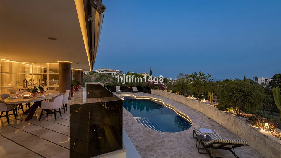 Chalet 5 habitaciones 800m² en venta - El Madroñal
