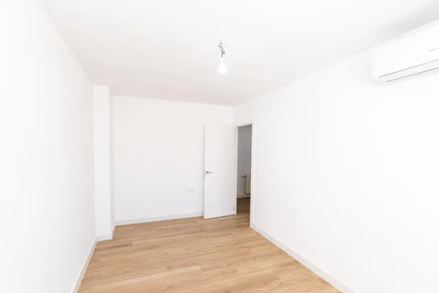Gran ático reformado de cuatro dormitorios con magnífica terraza — 15