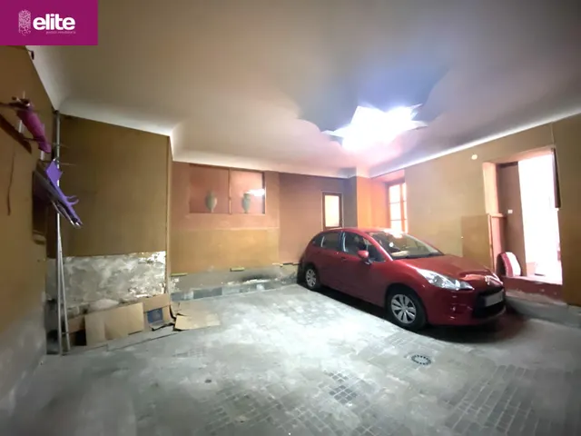 MAGNIFICA CASA EN EL CENTRO DE JEREZ — 43