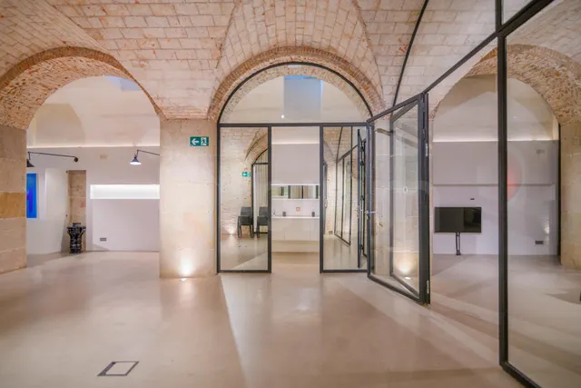 EXCLUSIVA OFICINA DE DISEÑO DE 226 M2 EN EL CORAZÓN DEL BARRIO GÒTIC — 10