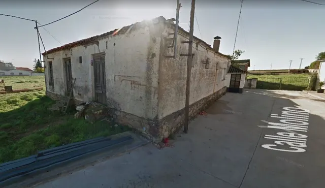 TERRENO URBANO EN VENTA EN CALZADA DE VALDUNCIEL — 2