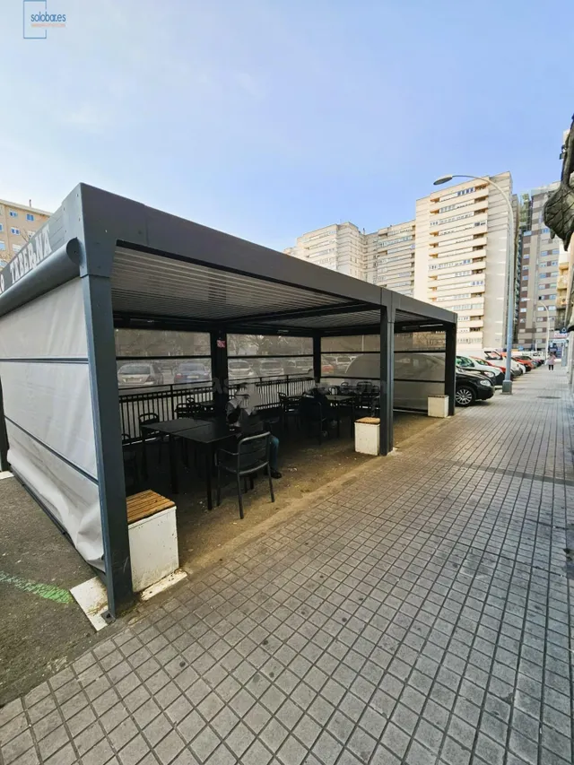 SOLOBAR VENDE BAR EN BARAÑAIN
