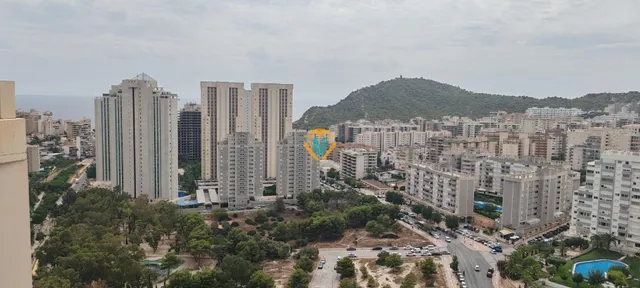 Amplio Apartamento en Cala Villajoyosa con Vistas al Mar — 18