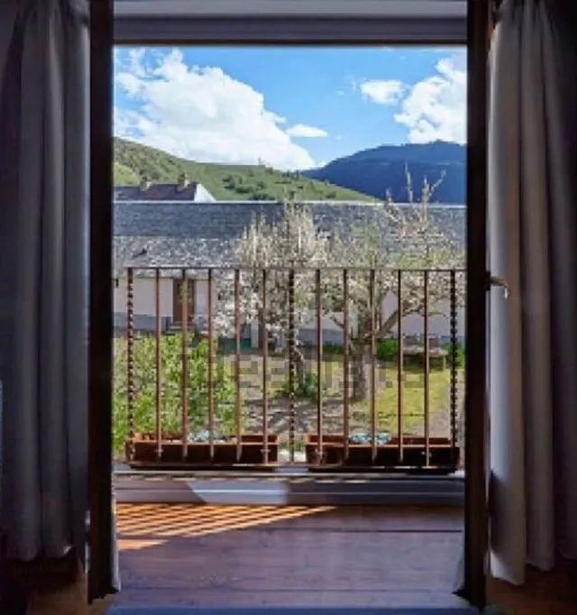 Precioso Chalet estilo Aranés en Bagergue - foto 2