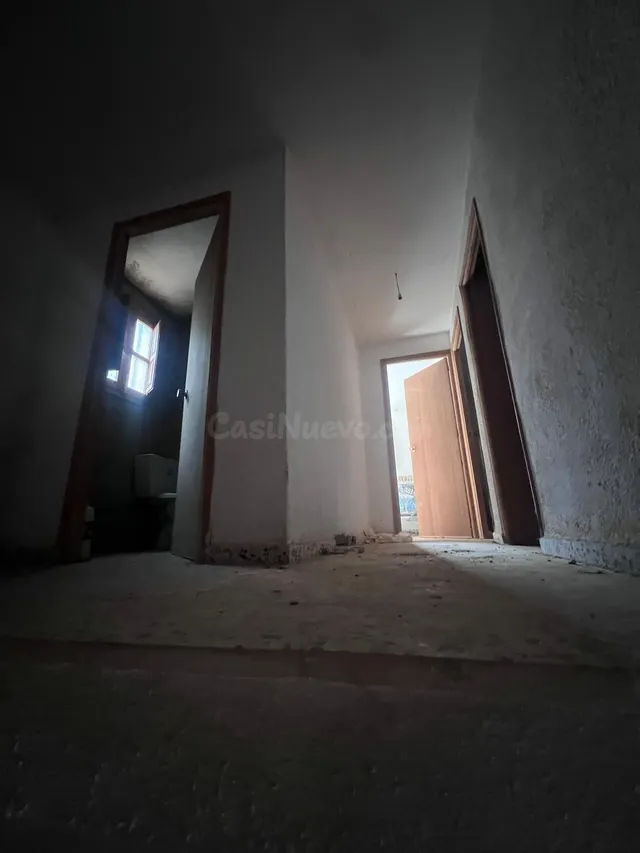 Tres parcelas juntas con dos construcciones - foto 5