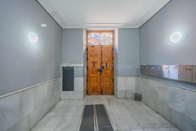 Piso  Ideal Para Reformar  Calle San Lorenzo — 5