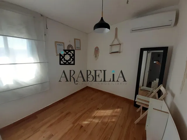 Piso muy bonito y muy bien situado — 11