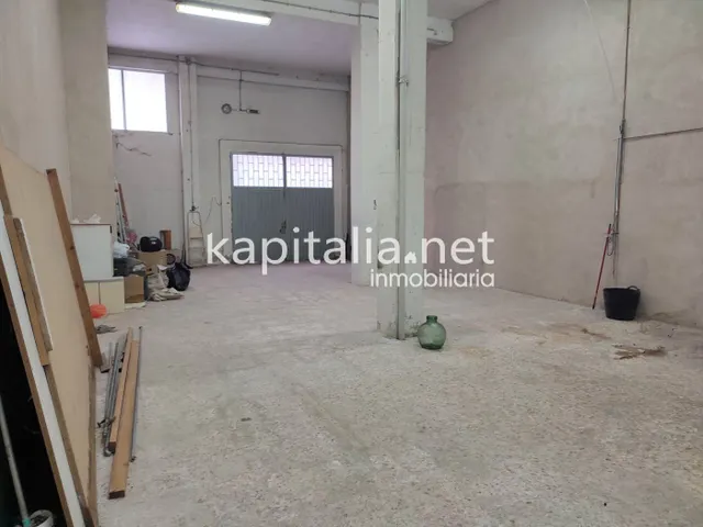 LOCAL COMERCIAL A LA VENTA EN BOCAIRENT — 3